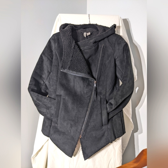 Faux Shearling Lined Jacket - Picture 3 of 6